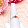 Agate red elastic ring with mother of pearl