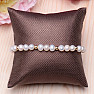 Women's pearl bracelet with rose quartz