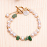 Bracelet made of white pearls with aventurine