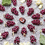 Garnet pendant Grape handle silver color