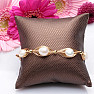 Pearl bracelet with copper wires and cubic zirconia