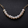 Necklace with white pearls