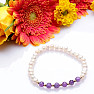 Women&#39;s pearl and amethyst bracelet