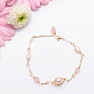 Rose gold chain bracelet with pearls