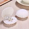 Velvet gift box Shell white